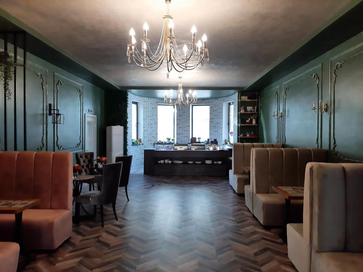 Sb River Hotels Atyraū 외부 사진